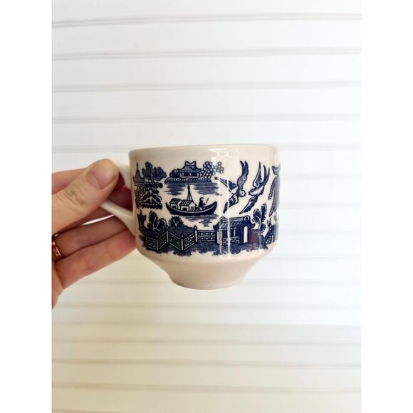 Vintage Six Piece Blue Willow Dinner Dish Set Churchill Staffordshire England - Picture 5 of 10